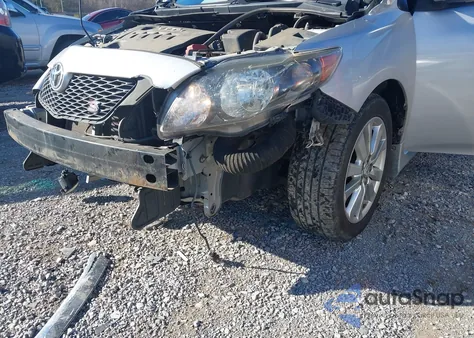 2010 Toyota Corolla S z USA, uszkodzony, nr VIN 2T1BU4EE6AC526200